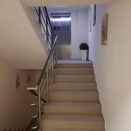дима Appartamento *